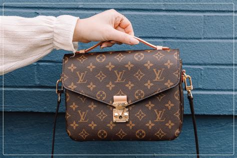 louis vuitton bags real or fake mallateira paris|false louis vuitton.